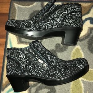 Alegria Hannah Ankle Booties Sz 38